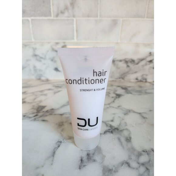 Travel Size DU Skin Care Experts Set Shampoo Conditioner Body Lotion & Bath Gel - Picture 2 of 9